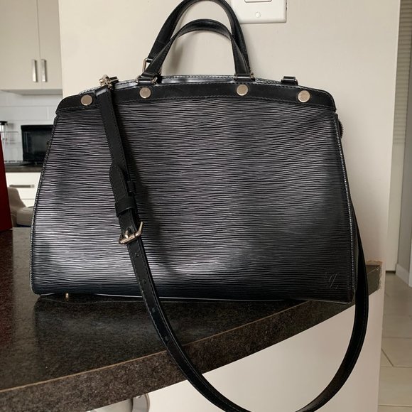 Louis Vuitton Brea MM - Epi Noir - Picture 16 of 16